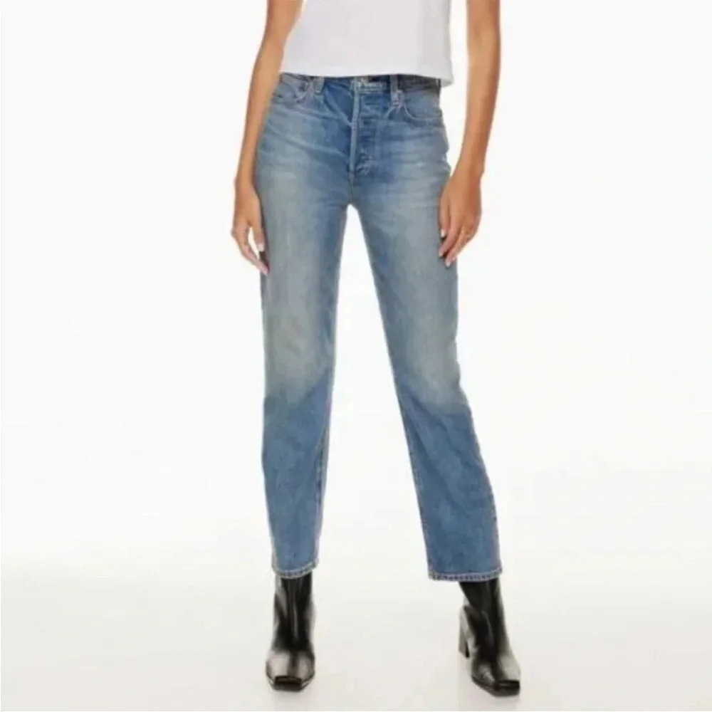 Aritzia Denim Forum Arlo High Rise Straight Denim Medium Wash Jeans size 25